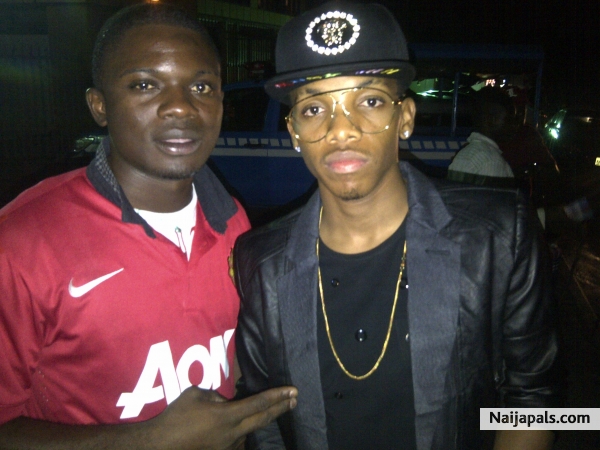 STAY CHILLING IN D CLUB ft OBIE EYEZ