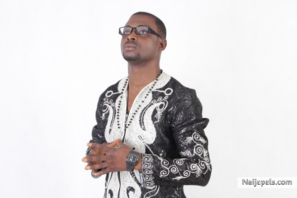 Tem Records presents Ayo Brown Philip ( Thank you lord ) from the 2012 album Oluwaseun ...