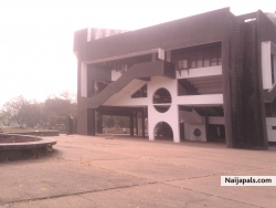 Amphi T