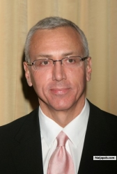 Dr. David Drew Pinsky, better known as Dr. Drew, was born on September 4, 1958 in Pasadena, California.