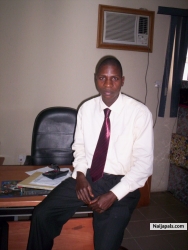 Sunday Oguntoye 