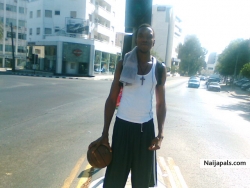 AS U SEE M SO,I NO SENT ANY WHITE BUT I BELIEVE IN BLACK TO BE(NAIJA)
