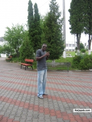lanre awoyemi (larryswaggerr)