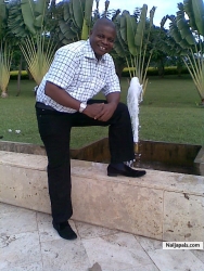 taye oyeniyi (tayeoyeniyi)