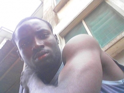 nw thatz me hahahehheeh trying to look hard lmao