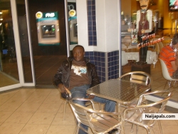 tunde adelakun