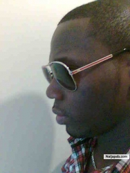 deji oyewole  (dejilove)