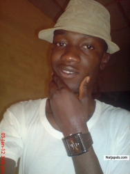 Tosin Gideon (gwaro)
