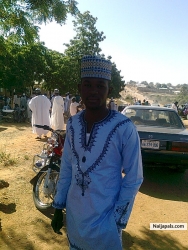 Mansur Garba Zurmi (zurmi)