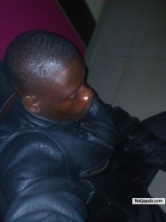 Aare Azeez Segun (bouyant)
