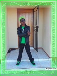 Nekere Josy Moss (Nekerejosymoss)