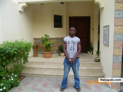 me in front of ma crib....u welcome MTV anytime..