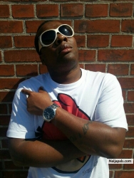 WAKE UP by KINGLISH FEAT TOM TRIGGA