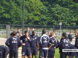 watching hsv football club hamburg training