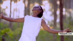 Music ls life @African girl 