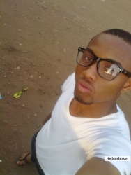nerdy boi