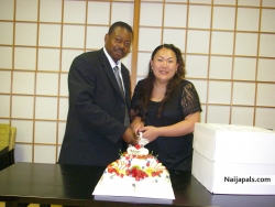 cutting the cake with wifey