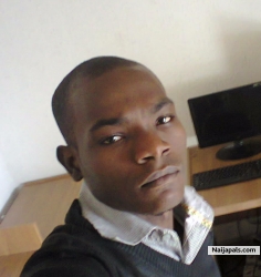 Emmanuel Hosea (EmmzzyHost)