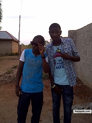 Me n lankie