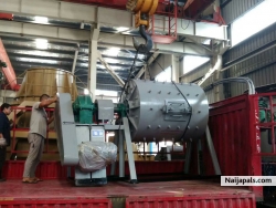 Intermittent ball mill
