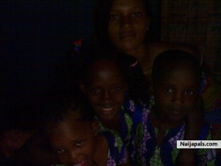 New yr day 2009,My elder sis mercy, christosher my little broda and blessing my little best sis worldwide and my niece naomi.
