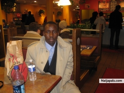 In an eatery, after Sen. Hillary Clinton Campaign rally in Cleveland, Ohio during her pres. nomination under Democratic party with Barack Obama.