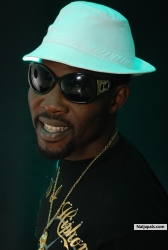MALEKE THE ENTERTAINER AND COMENDIAN