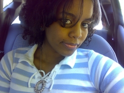 sittn n waitin in d car 4 ma dad 2 hurri up