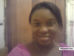 Akerele oluwatomisin oluyemisi (yemzygurl)