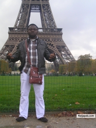 towel eiffell paris