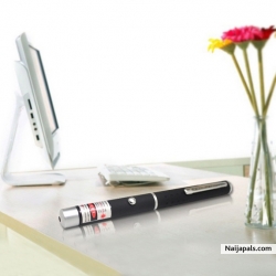 http://www.laserskopen.com/blauwe-laser-pointer/c-12.htmlIk kreeg deze link van een vriend, dit is een website van een vennootschap die beweert te hebben opgebouwd 20mw laser pointer sized lasers (groen), die papier en llight kan branden wedstrijden die op 2 AAA.  Ik persoonlijk geloof het niet, maar als ik een geek, ik wil echt dat dit waar is, en moet het waar te bewijzen, zal ik er een te kopen. Kunt u expert geeks kijk op de website uit en vertel me als het een nep of niet. hier is de link  www.laserskopen.com