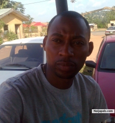 Lawal Olayinka (yinkabee)