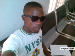Emmanuel Emmy Omoyajowo (Emmyayodele)
