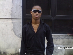 luk at him