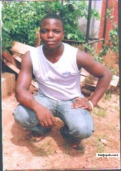 moses chris (mozeo)