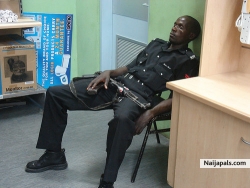 look @ nigeria police
