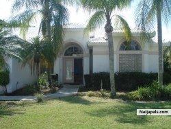 DATS MY HOUSE WE LIVIN RICH YOU ALREADY KNOW