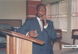 OLAKUNLE OGUNDELE (KUNLEOGUNS)