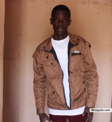 Je remercie Dieu pour la vie! Yeah, God is great! I love you pals!