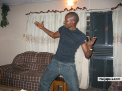 sam teaching me Yoruba dancing