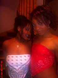 me n my gurl vicky<3