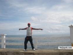 ver nice islands in the Philippines..you need to vist there