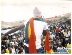 WAJUDAH   STREET PERFORMANCE 1TH OF JAN 2011 @ LAGOS NIGERIA