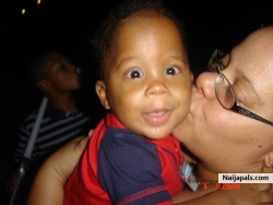 DARIUS WITH MAMA