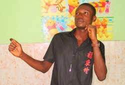 Thompson Edet (tomcino)