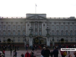 burkingham palace london.