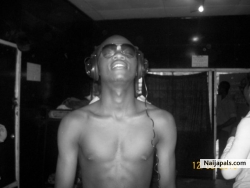 Azeez Asiwaju-Bello (manzeedon)