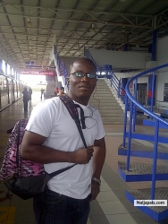 shola (shola5678)