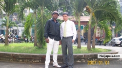 WITH AN IMMIGRATION OFFICER ON THE DAY OF E PASSPORT ISSUANCE