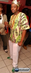 PRINCE POPPIN BOTTLES IN NY